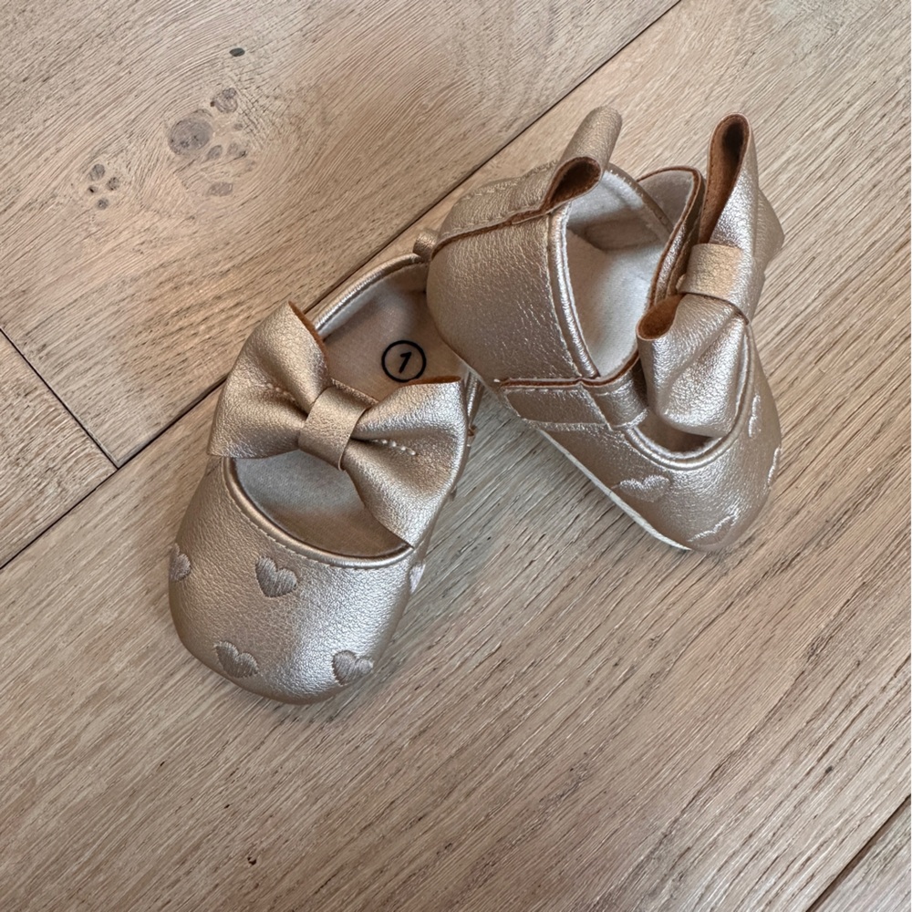 Gold Baby Shoes with Bow